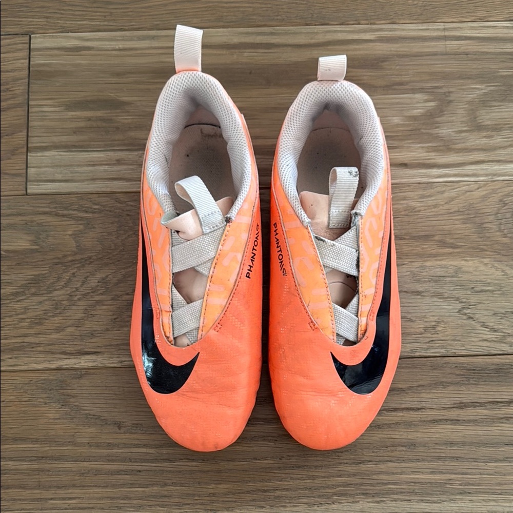 Soccer Cleats Nike Phantom Sophia Smith Wilson 3.5Y